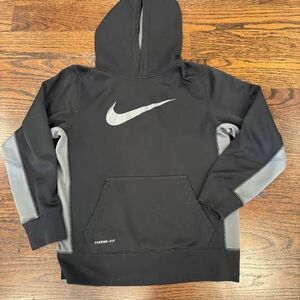 Nike thermafit hoodie size youth large